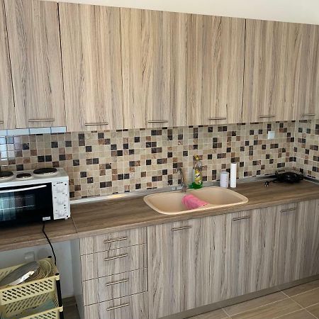 Acropolis View Apartment 리메나스 외부 사진